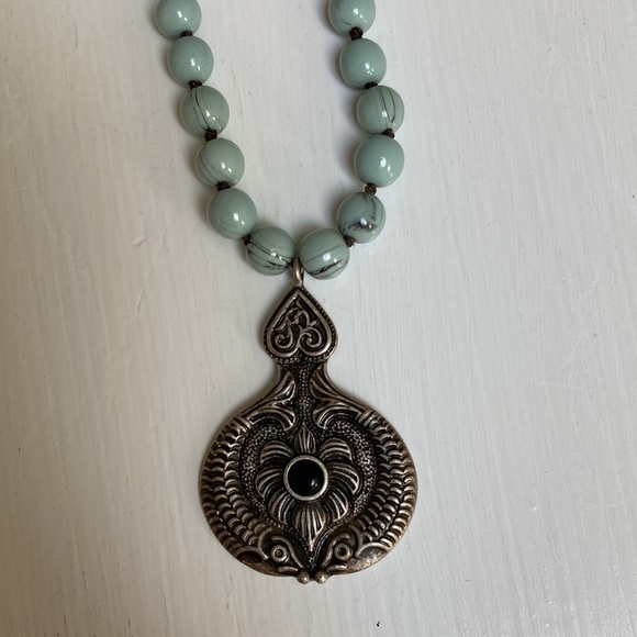 Amulet Pendant Necklace, Lucite Turquoise beads, silver plated box chain - Picture 4 of 10